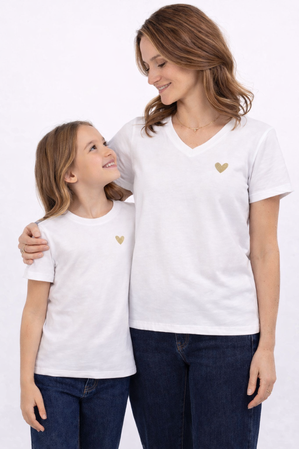 T-shirt manches courtes broderie coeur doré fille